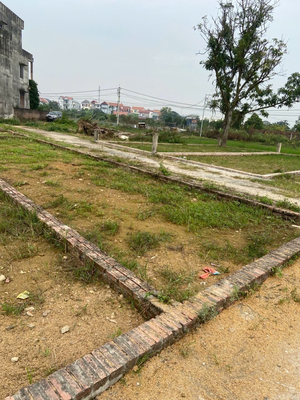 Bán gấp lô góc 60m tại tổ 9, Quang Minh, Gần khu công nghiệp - oto đỗ cửa - giá 3 tỷ 2