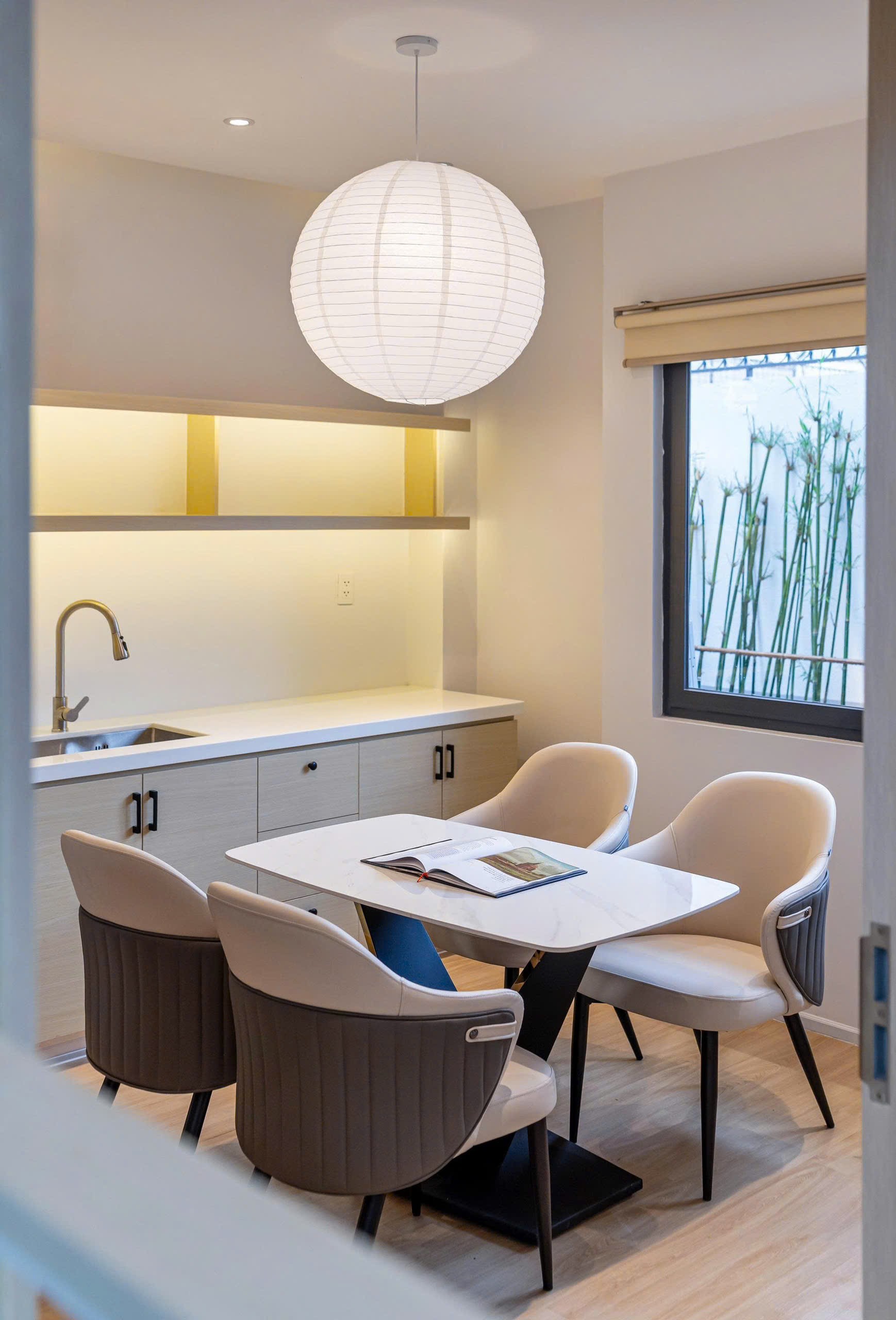 Cho thuê Biệt thự Quận 2, Hồ Chí Minh, Diện tích 200m², Giá Thương lượng 12