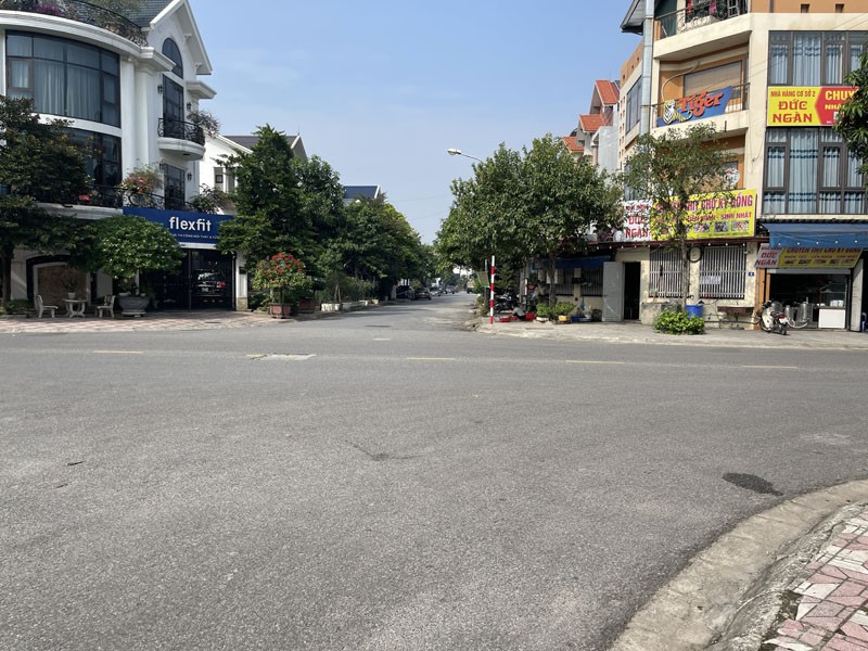 Tuyệt Phẩm 140m2 KĐT 31ha Trâu Quỳ: Góc VIP Nhất - Gần Hồ & UBND - Cộng Đồng Sếp Lớn Ở! 5